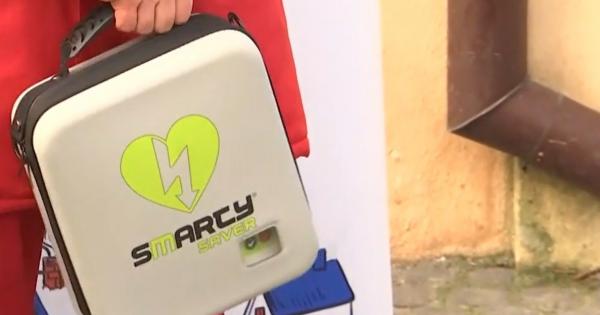 Două zone turistice din Brașov au o nouă "atracție". În caz de urgență, turiștii au la dispoziție două defibrilatoare electrice