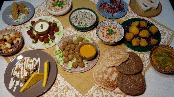 Meniul de Crăciun din preparate vegane. Cum se găteşte o porţie de nuggets de conopidă