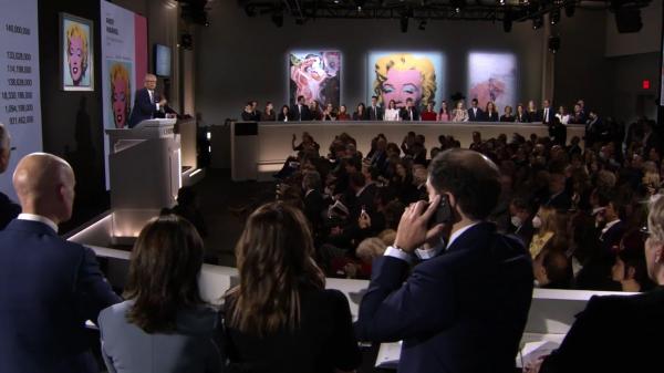 Vânzări record pentru casa de licitaţii Christie's. O lucrare semnată de Andy Warhol şi-a găsit proprietar pentru fabuloasa sumă de 183 de milioane de euro