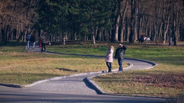 Val de căldură peste Europa. Temperaturi de 18 grade în România, la final de an. Așteptăm noi recorduri termice