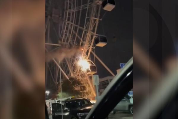 Zeci de oameni, la un pas să intre în 2023 blocaţi într-o roată înaltă de 120 de metri. Misiune de salvare în Florida