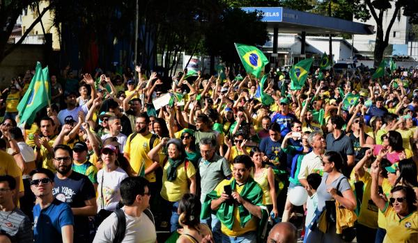 Violențe în Brazilia. Sute de extremiști pro-Bolsonaro au fost arestați, după ce au intrat cu forța în Congres