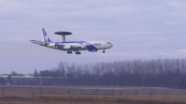 Aeronavele-spion AWACS NATO au aterizat în România. Vor monitoriza războiul din Ucraina