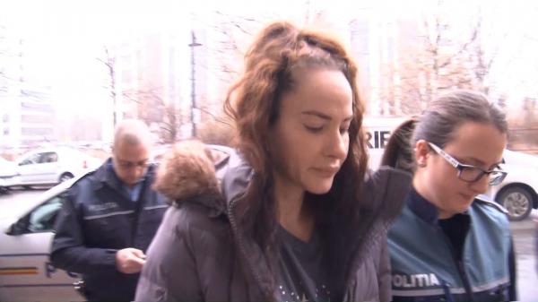 Fosta polițistă Luana Radu, "îngerul" fraților Tate, adusă la DIICOT. Procurorii au descoperit noi indicii, după ce i-au verificat telefonul