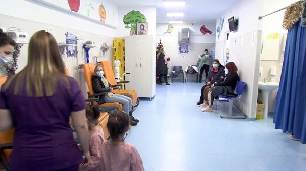 România, în vârful valului de infecţii respiratorii: 250 de copii vin zilnic în Camera de Gardă de la "Grigore Alexandrescu"