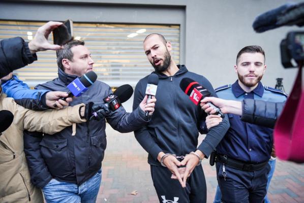 Andrew Tate a izbucnit în faţa judecătorilor: Femeile folosesc sistemul judiciar pentru a pedepsi bărbaţii