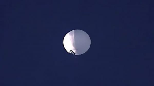 Misterului "balonului" detectat deasupra României. Se deplasa cu 15 km/h, dar avioanele trimise după el nu au găsit nimic