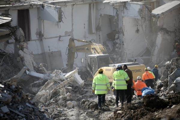 Christian Atsu, găsit mort sub dărâmăturile din Hatay. Fostul fotbalist al Chelsea putea pleca din Turcia cu câteva ore înainte de cutremur