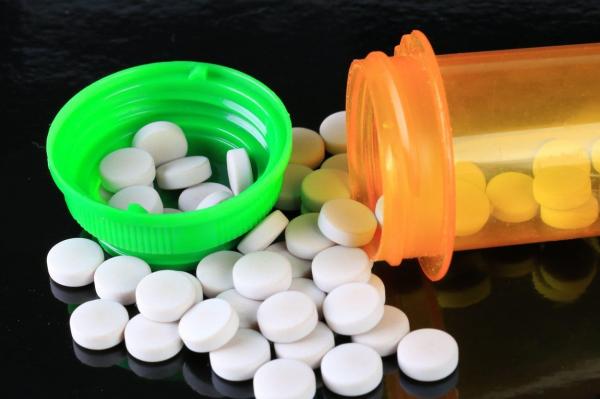 Ce spun specialiştii despre pseudoefedrină. De ce este această substanţă atât de periculoasă şi de ce riscă să fie retrasă din farmacii