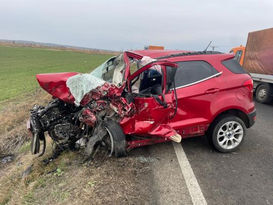 Accident grav la ieșire din Hârșova, Constanța: un bărbat a murit în urma unui impact frontal