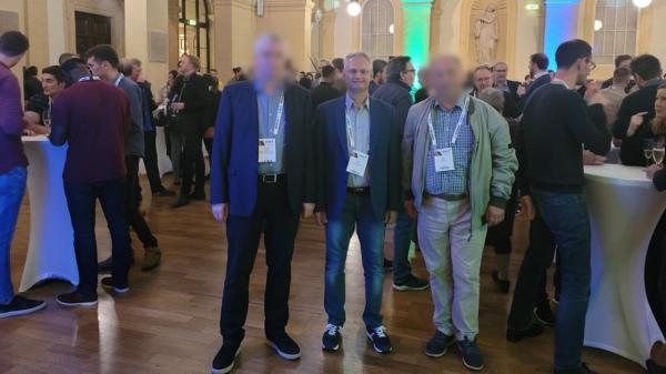 Profesor, reţinut pentru că obliga o studentă să îi dea 50% din salariu. "Aspectul lui fizic lasă de dorit. L-am văzut la facultate, a venit în şlapi"