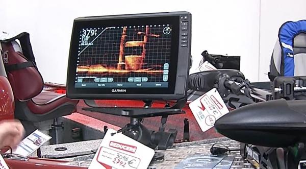 Simpla barcă a pescarilor, înlocuită cu ambarcaţiuni cu motoare puternice şi sonde 3D. Cât costă echipamentul de ultimă generaţie pentru pasionaţi