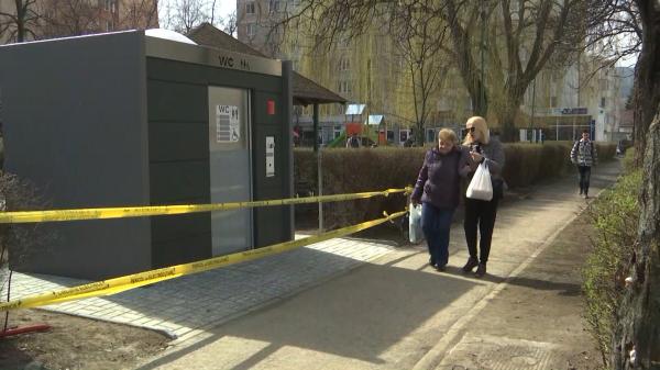 Toalete ecologice inteligente, la preț de apartament per bucată în Brașov. Deși instalate, sunt încă nefuncționale. "55.000 de euro sunt bani. Mi se pare foarte mult"