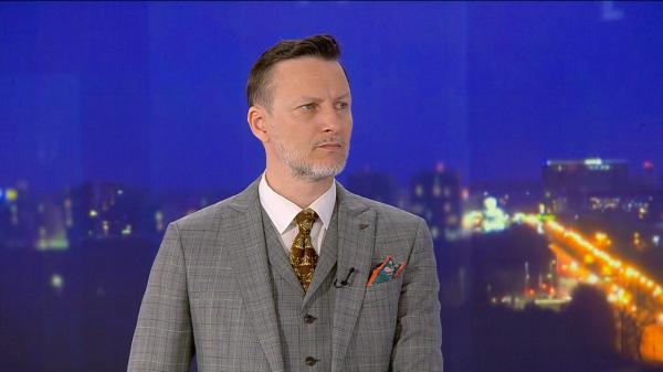 Criticul de artă Adrian Buga, despre "tabloul de 50 de milioane de euro" descoperit în Bulgaria: Totul este cusut cu aţă albă