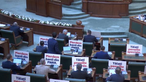 Revolta PNL după ce opoziţia a început să analizeze pensiile primite de Nicolae Ciucă. Gorghiu a făcut referire la misiunile premierului în Irak şi Afganistan