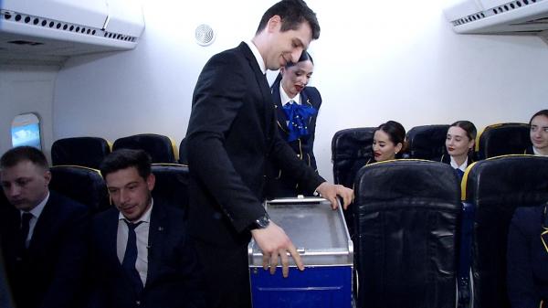 Cerere de piloţi uriaşă din partea companiilor. Ce salarii primesc cei care fac cursul de 40.000 de euro