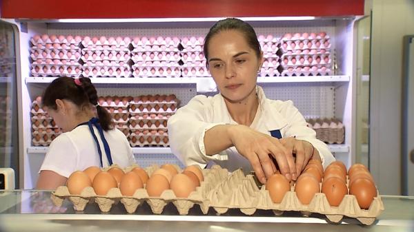 Ouă scumpe şi foarte scumpe de Paşte 2023. Cât sare preţul, deşi în ferme se vinde cu 65 de bani bucata