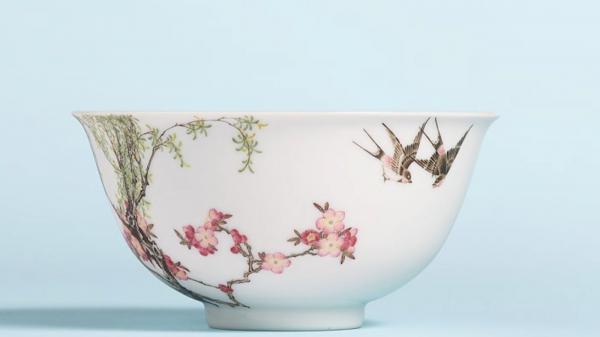 Preţ record pentru un bol din porţelan. În 1929 fusese vândut cu doar 150 de lire sterline