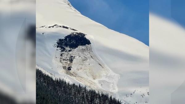 O avalanșă de mari dimensiuni s-a produs în Munții Rodnei. Avertismentul meteorologilor pentru mai multe masive din țară