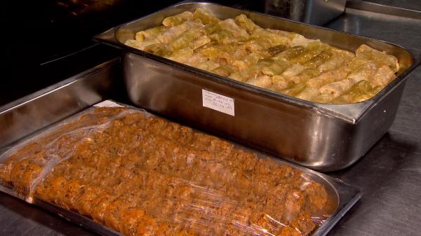 Masa de Paşte, mai scumpă cu 20% în 2023. Cât a ajuns să coste cozonacul, pasca şi salata boeuf