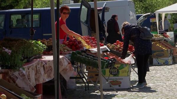 Afacerea cu produse românești care a înflorit în această primăvară: prețurile sunt mici, iar toată lumea are de câștigat