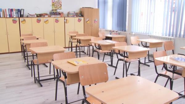 Răsturnare de situaţie. Elevii cu abateri grave vor fi exmatriculaţi. Noul scandal în comisia de învăţământ