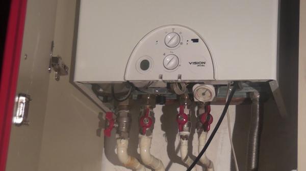 O nouă lovitură pentru cei cu centrale de apartament. UE pregăteşte taxa pe metru cub de gaz consumat