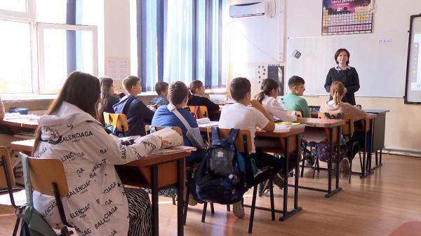 Concurs de admitere suplimentar la unele licee. Ce prespune noua decizie aprobată care nemulţumeşte părinţii şi elevii