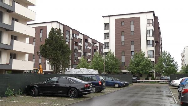 Taxe mai mari în Bucureşti din 2024. La cât vor ajunge impozitele pe apartamente, maşini sau locuri de parcare