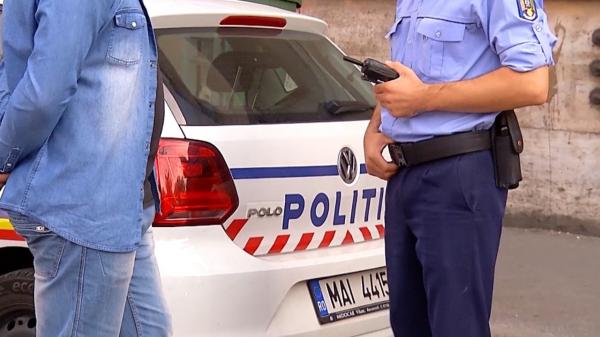 Poliţist din Iaşi, reţinut după ce a luat mită în trafic. Şoferul a fost cel care "l-a dat în vileag" pe agent