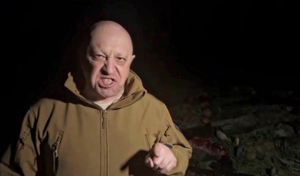 Ucrainenii nu cred în retragerea trupelor Wagner din Bahmut. Prigojin se pregăteşte cu disperare pentru cucerirea oraşului până pe 9 mai