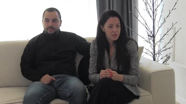 O fostă purtătoare de cuvânt a IPJ Arad îi acuză pe medicii care au avut grijă de ea de malpraxis. Tânără a ajuns în stare gravă la Cluj, cu pancreatită acută