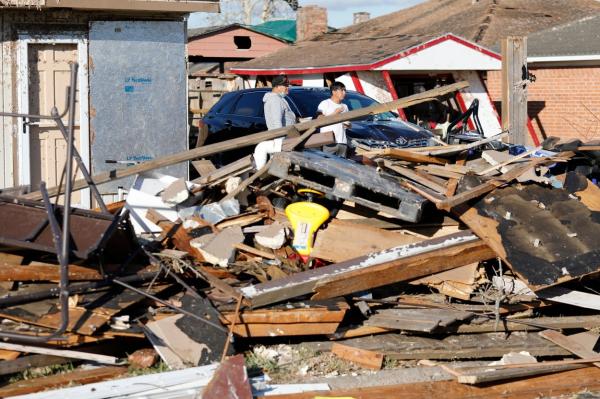 Vreme extremă pe glob. Tornadele au măturat Texasul, în timp ce Spania a fost lovită de ninsoare și apoi de ploi torențiale după o perioadă de caniculă