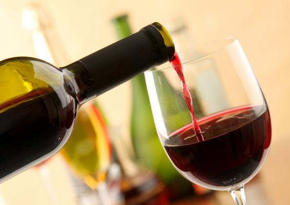 România, al şaselea producător de vin la nivel european. ''Nestemata'' unei podgorii din Vrancea ajunge să coste şi 1.000 de lei