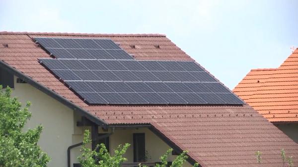 Casa Verde Fotovoltaice 2023. În doar 3 minute s-au epuizat peste peste 245 de milioane de lei, pentru şase judeţe din centrul ţării