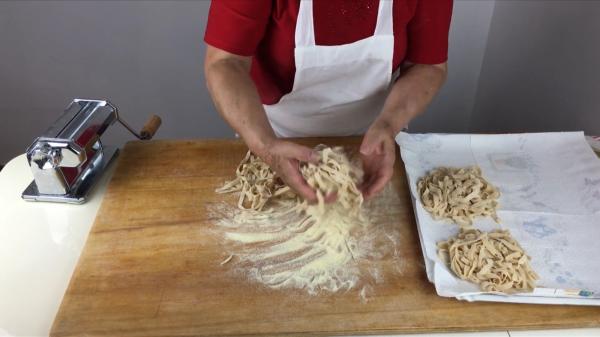 Italienii vor să treacă la ''greva pastelor''. Numai luna trecută, alimentul atât de iubit s-a scumpit cu aproape 18%