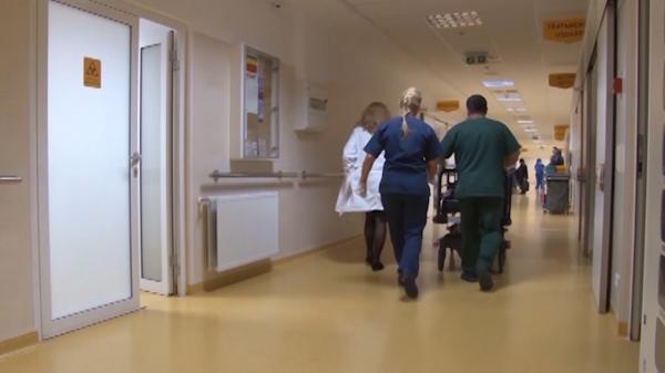 Mamă a patru copii, moarte suspectă la spitalul din Aiud. A intrat în stop cardio-respirator imediat după anestezie