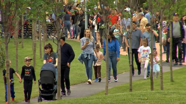 Locul din Bucureşti care a devenit din "maidan plin de gunoaie" o oază de relaxare. Unde se află Parcul Liniei şi cât se va extinde