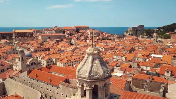 Măsuri drastice pentru turiștii care vor să viziteze orașul croat Dubrovnik