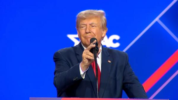 Donald Trump a sosit în Florida, la prima înfăţişare la tribunal în cazul documentelor clasificate