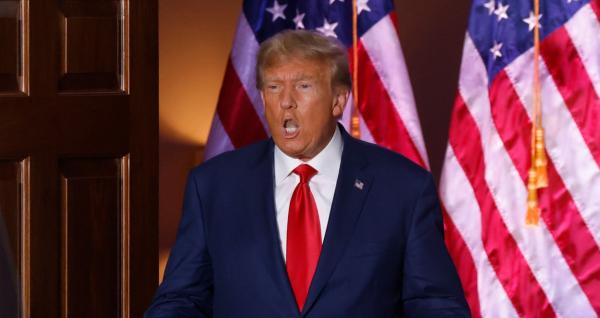 Donald Trump, în faţa unor acuzaţii grele cu o zi înainte să împlinească 77 de ani. Incidentul petrecut după audierea de la tribunalul federal din Miami