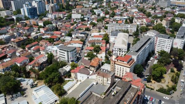Două cartiere "dispar" din Bucureşti. Planul lui Nicuşor Dan: cum vrea să transforme Capitala în Parisul Estului
