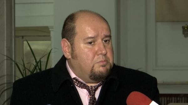 Cei doi poliţişti care l-au oprit pe Daniel Horodniceanu ar fi vizaţi de un dosar penal. Au fost chemaţi să dea explicaţii pentru abuz în serviciu