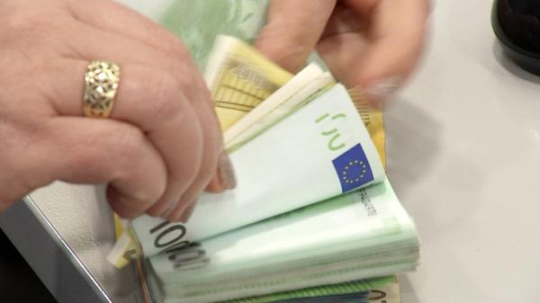Indicele ROBOR a coborât la 6,49%, cea mai mică valoare din ultimul an. Ce se întâmplă cu ratele
