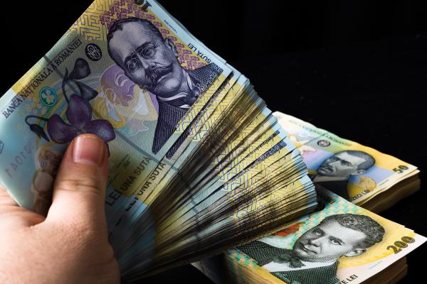 Problema cu pachetul de taxe și impozite pregătit de Guvern. Analiștii spun că măsurile sunt cu dublu-tăiș: "Ar fi un dezastru"