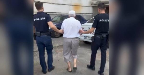 Bătrân din Craiova în cătușe, pentru violarea unei fetițe de 7 ani. Octogenarul ar fi abuzat copila două zile la rând