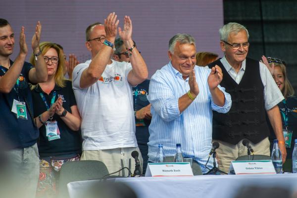 Viktor Orban, ironii la adresa guvernanţilor români în discursul de la Tuşnad: "Poate a 20-a oară ne iese". Premierul maghiar nu e la prima "abatere"