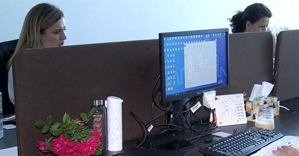 Joburile de la stat care vor dispărea. Au fost create cu "dedicaţie", pentru a justifica salarii uriaşe