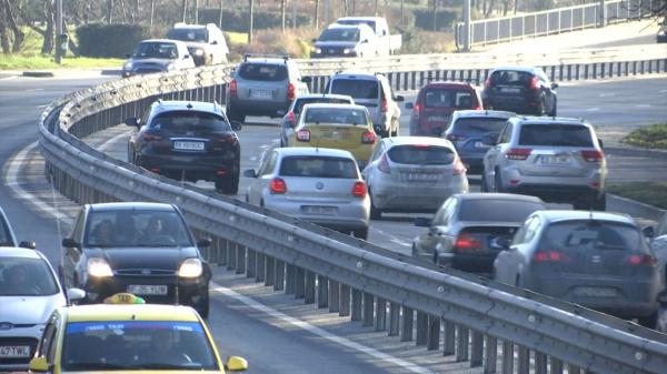 Cât a ajuns să coste o poliță RCA pe 6 luni, după ce ASF a plafonat prețurile. Tarifele s-au dublat