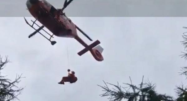 Ghinion cu repetiţie pentru un turist de 60 de ani aflat în Bucegi. Doar salvamontiştii l-au mai putut salva